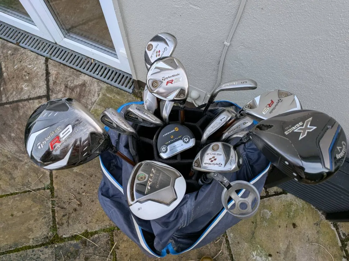 Golf bag and clubs - Image 1