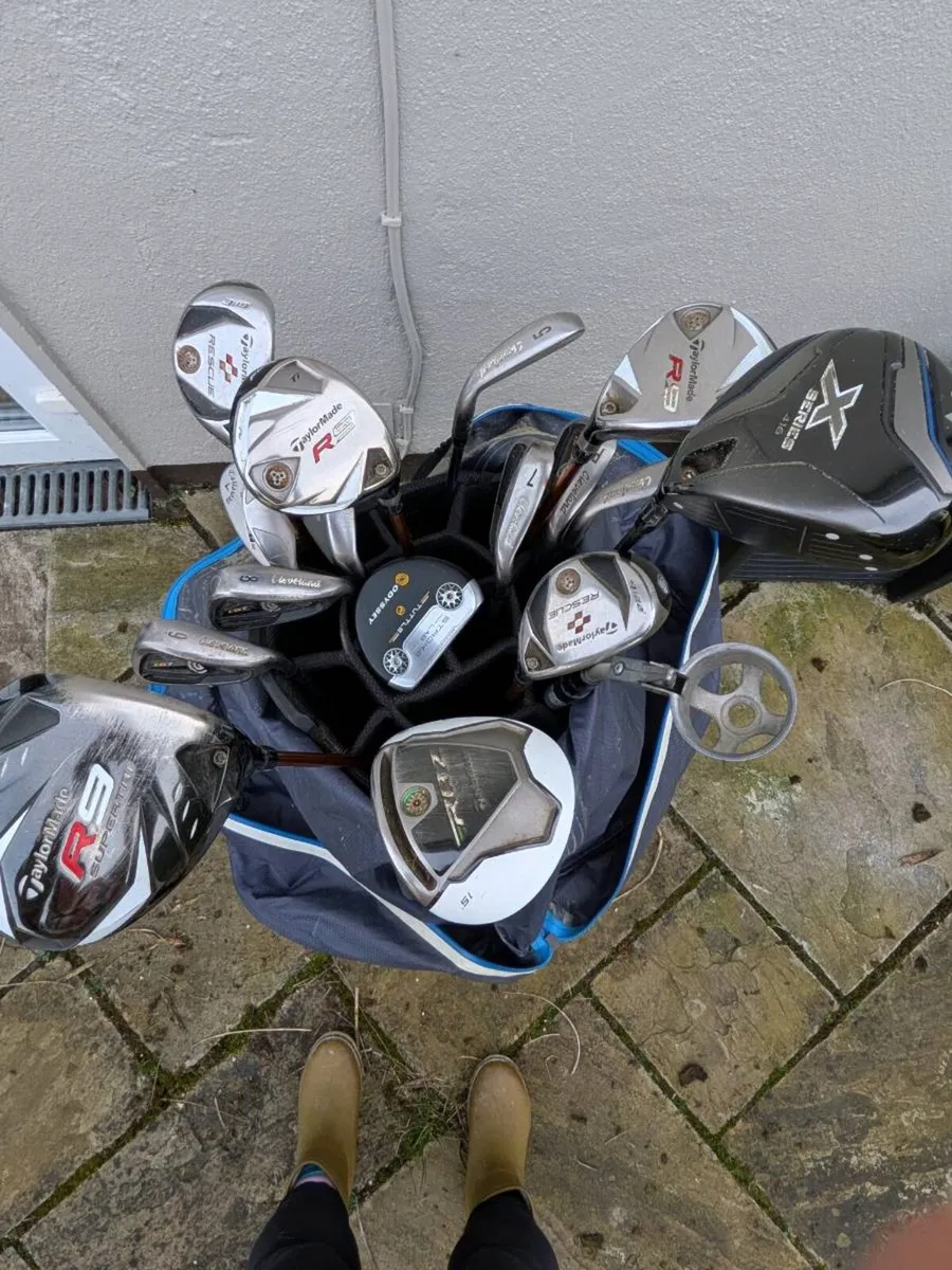 Golf bag and clubs - Image 3