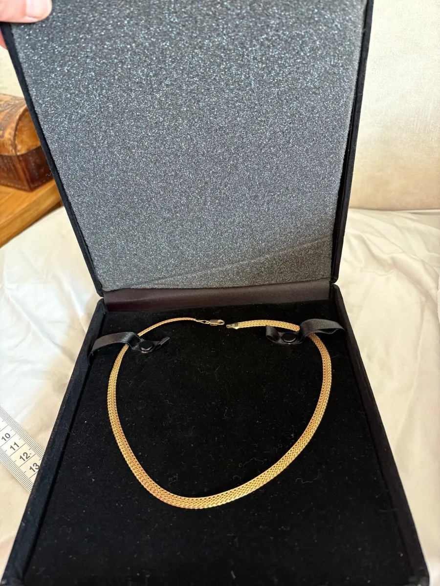 18ct Gold Italian Mesh Chain Necklace - Image 1