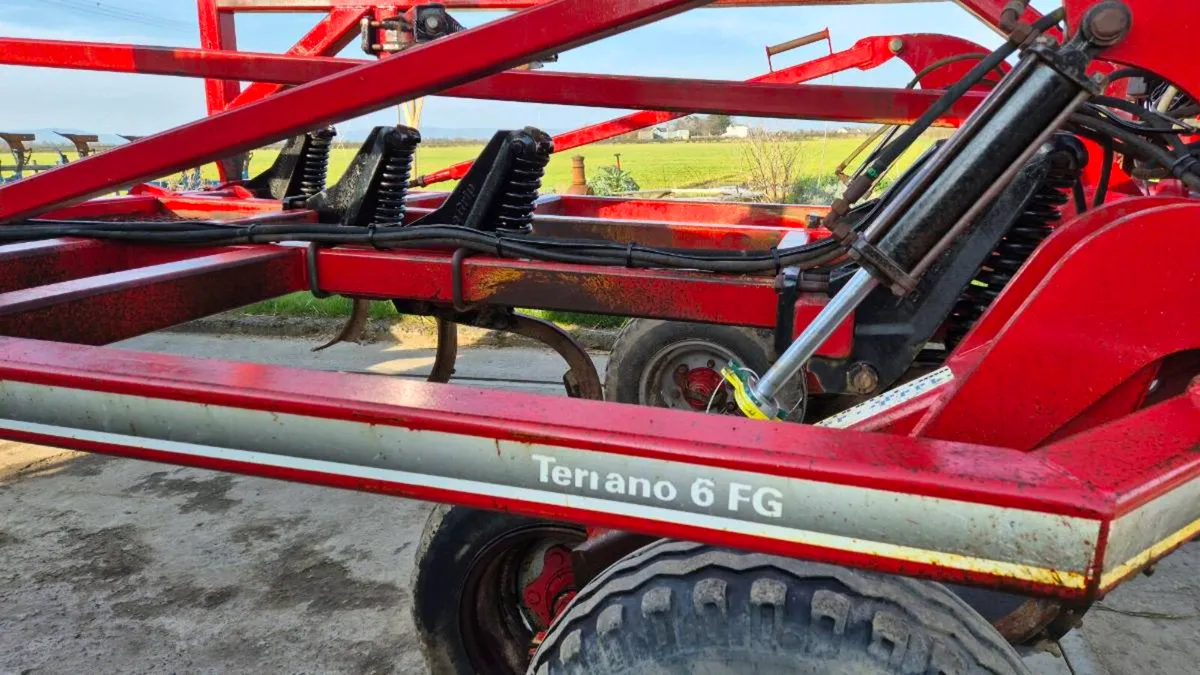 2006 Horsch Terrano 6 FG - Image 2