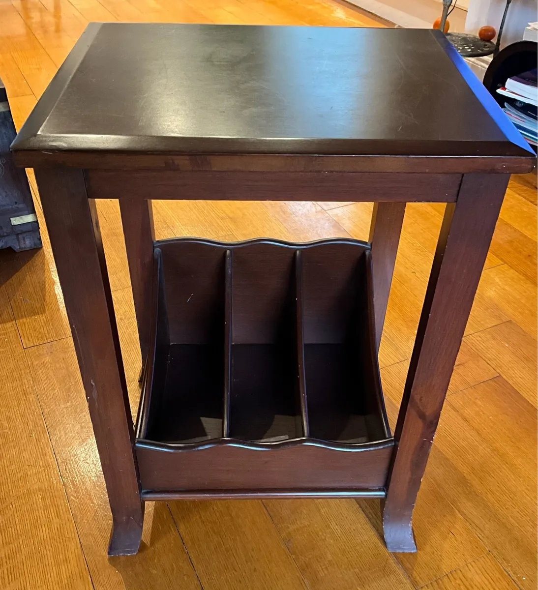 Mahogany table with Magazine/Vinyl Record Storage - Image 1