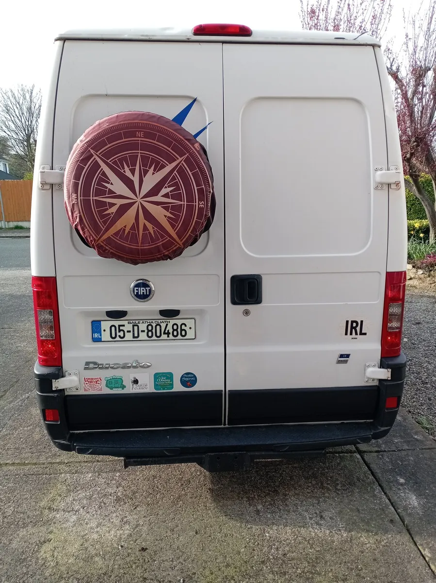 Camper van - Image 2