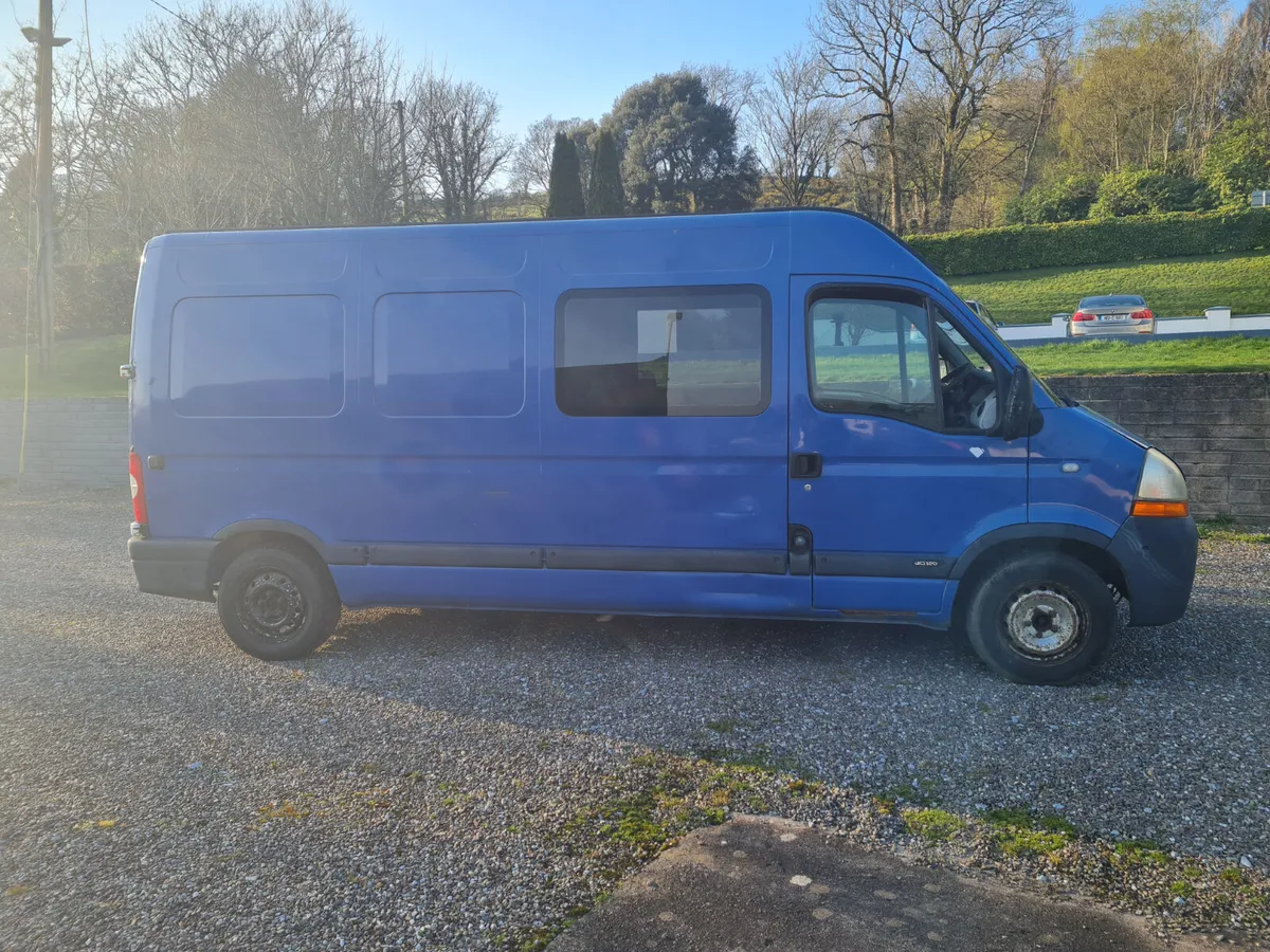 Renault master crew cab - Image 1