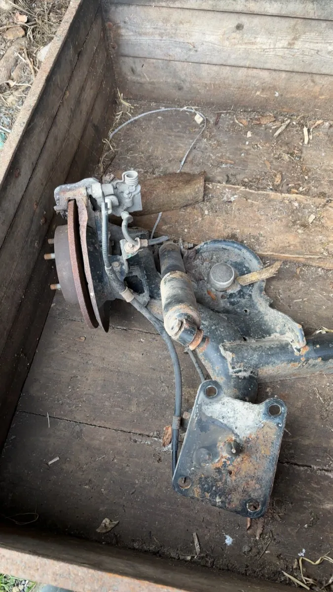 Ford transit connect back axel - Image 2