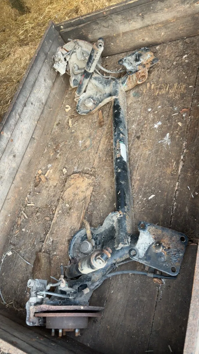Ford transit connect back axel - Image 3