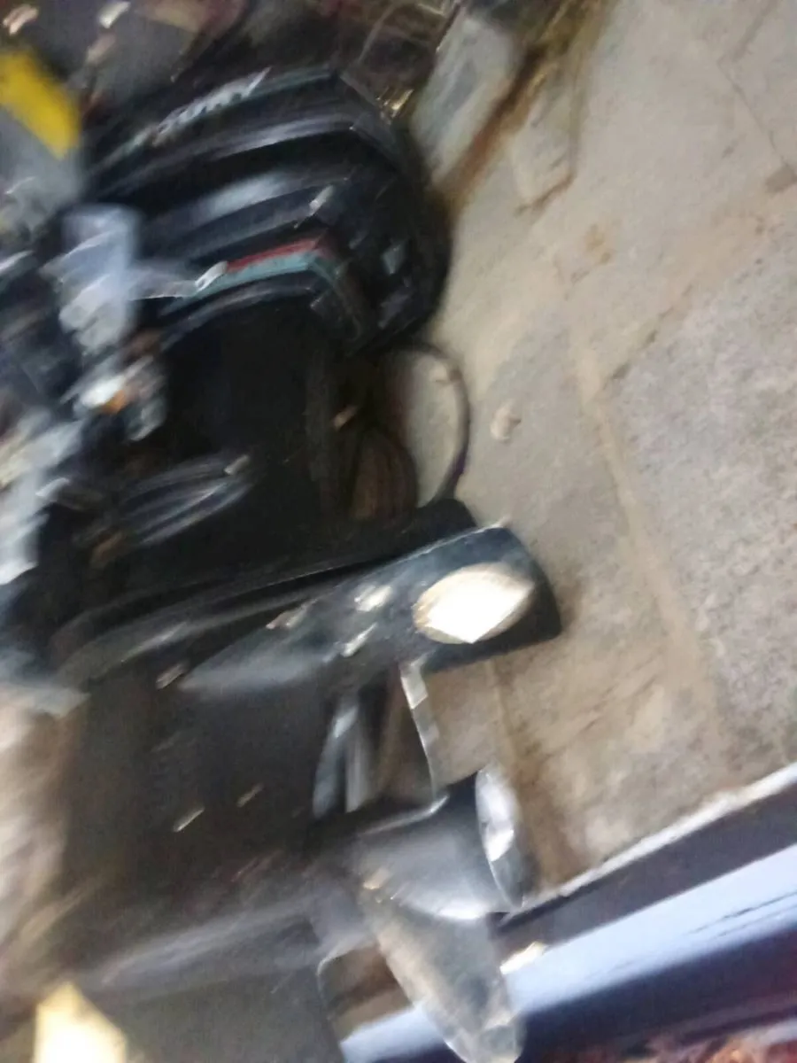 B 'f Honda+ Mercury engine - Image 4