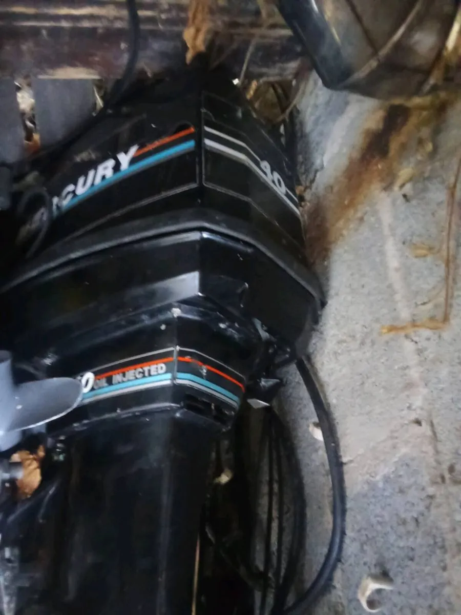 B 'f Honda+ Mercury engine - Image 3