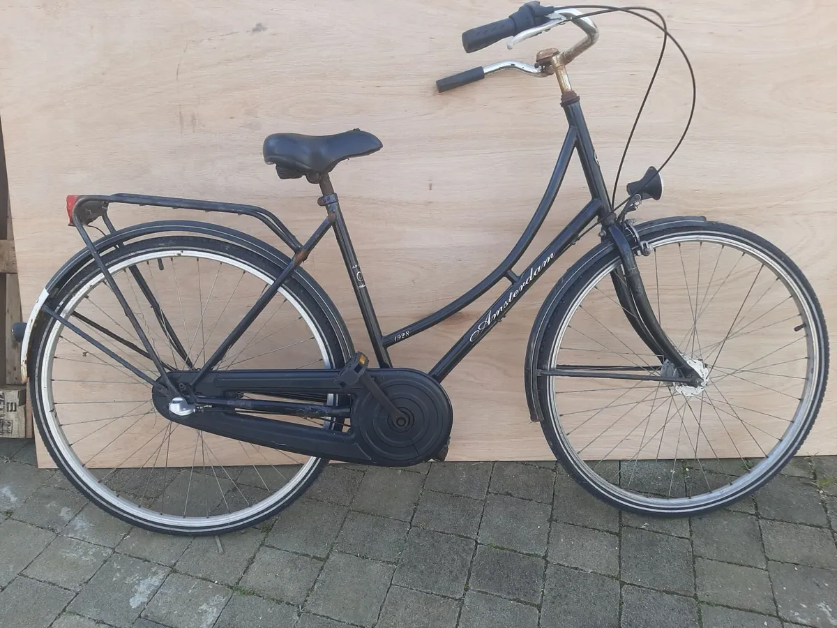Ladies Dutch Bicycle - Image 3