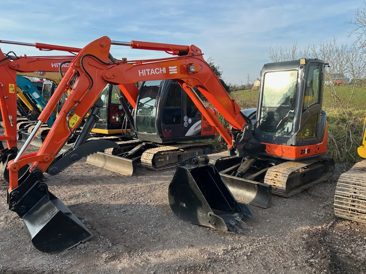 4 - 7 Tonne Diggers - - - Priced To Sell - Image 4