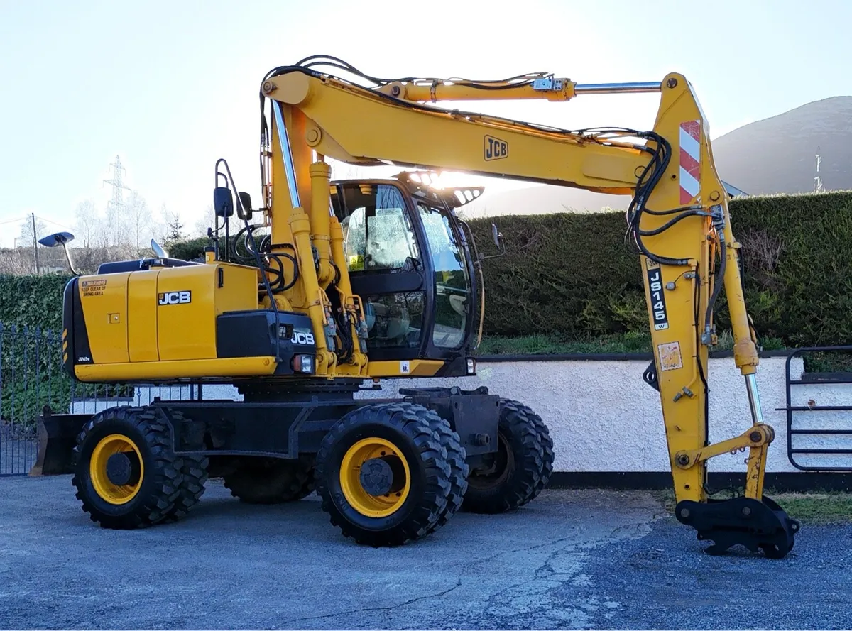 JCB JS145 - Image 2