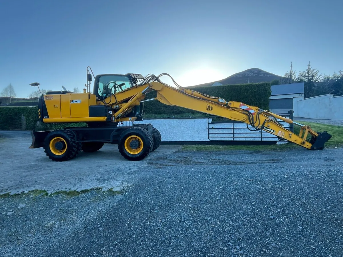 JCB JS145 - Image 3