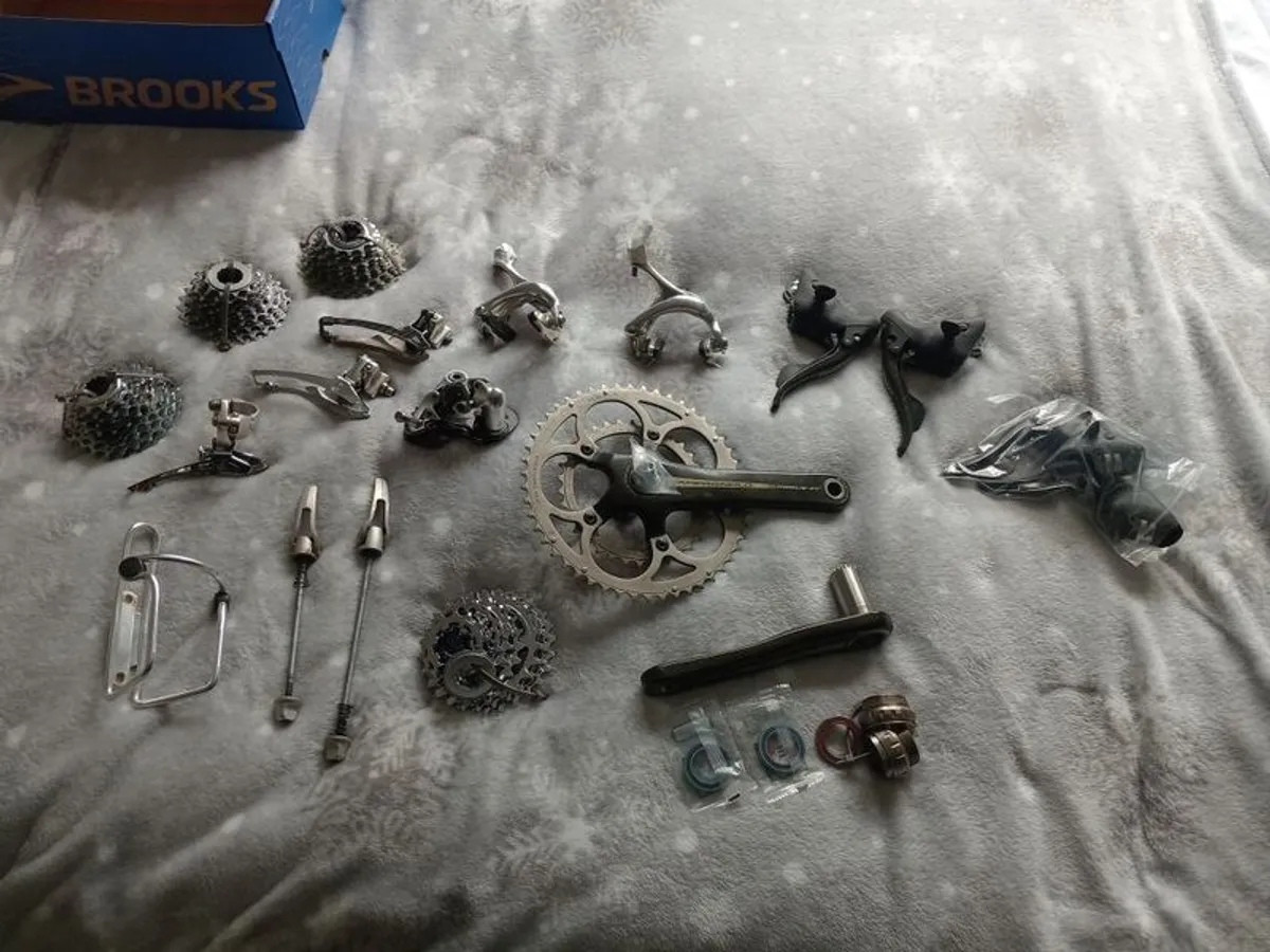 Campagnolo Record 10 speed groupset - Image 1