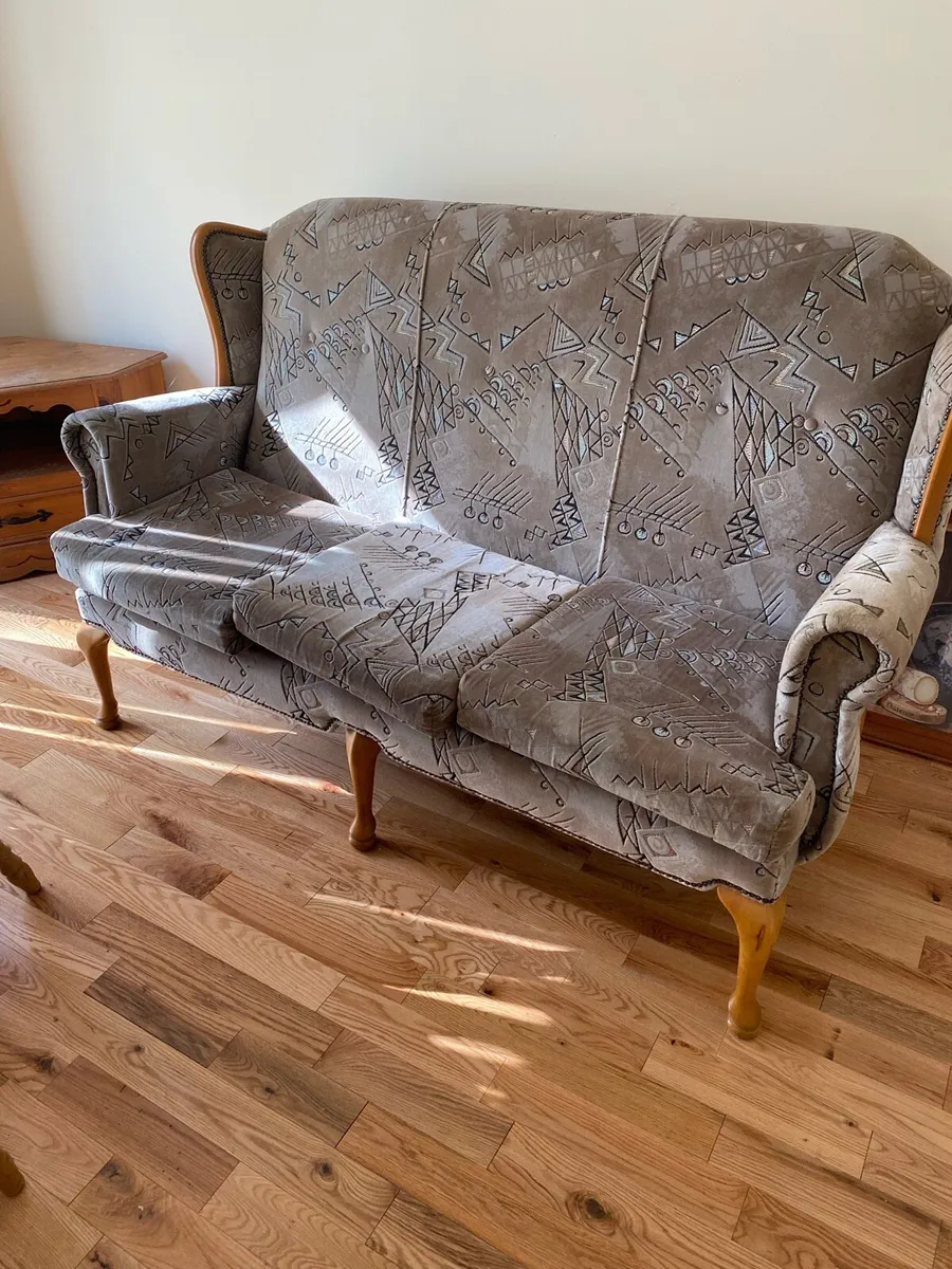 3 seater couch - Image 2