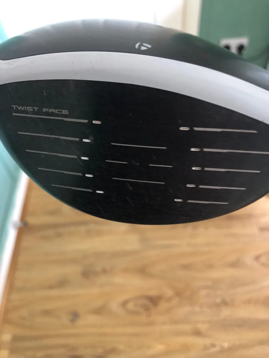 Taylor Made Sim 2 Max Driver ( New ) - Image 4