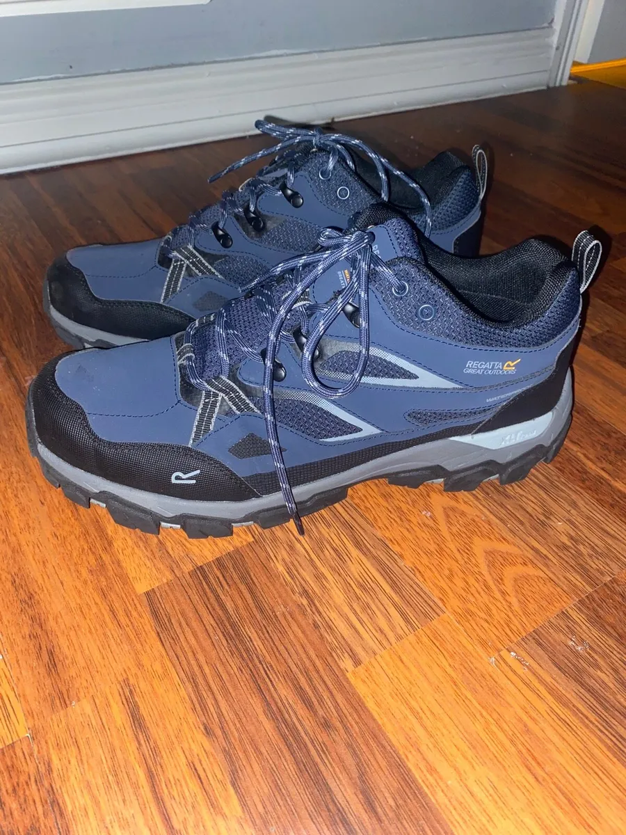 Mens Regatta work safety/hiking boots - Image 1