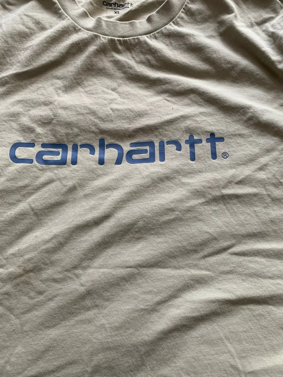 Carhartt t shirt new xl - Image 1