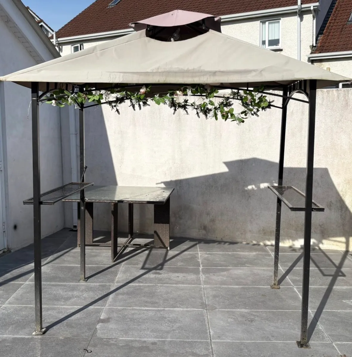 Gazebo - Image 1