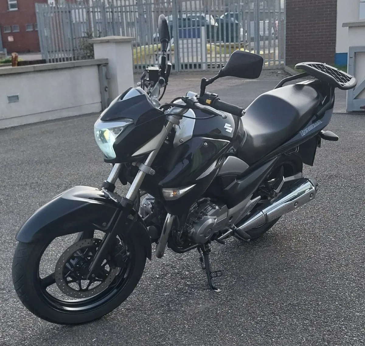 Suzuki Gz250 - Image 2