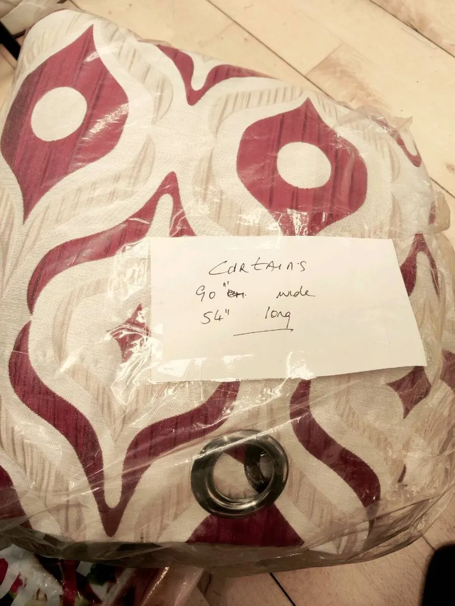 HEAVY EYELET NEW CURTAINS, Fully Lined In Pack ! - Image 3
