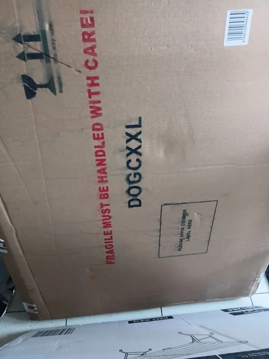 TWO 2XXL  FOLDING DOG CAGES BRAND NEW IN BOX. TOO - Image 2