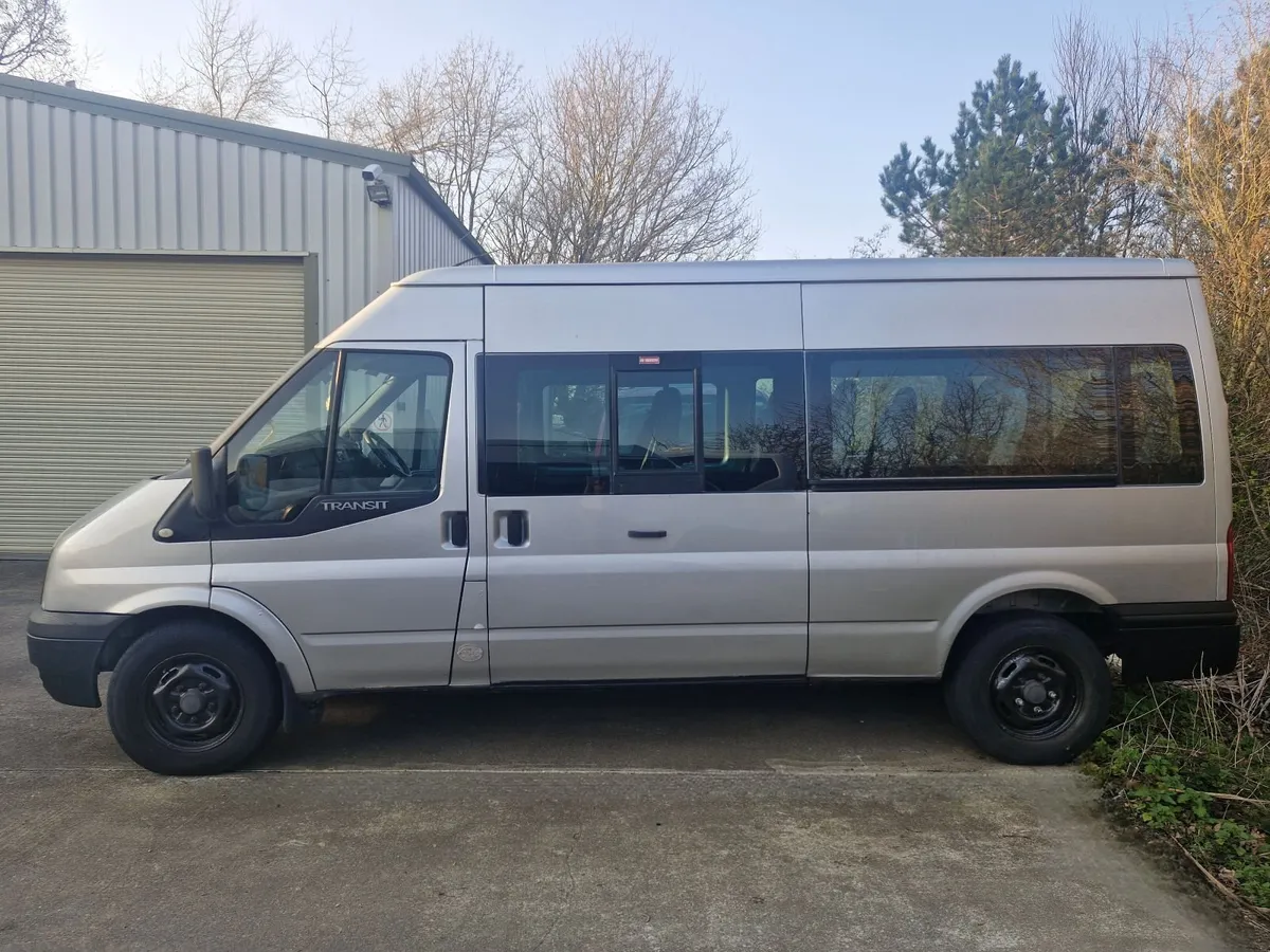 Ford Transit 14 seater Minibus - Image 3