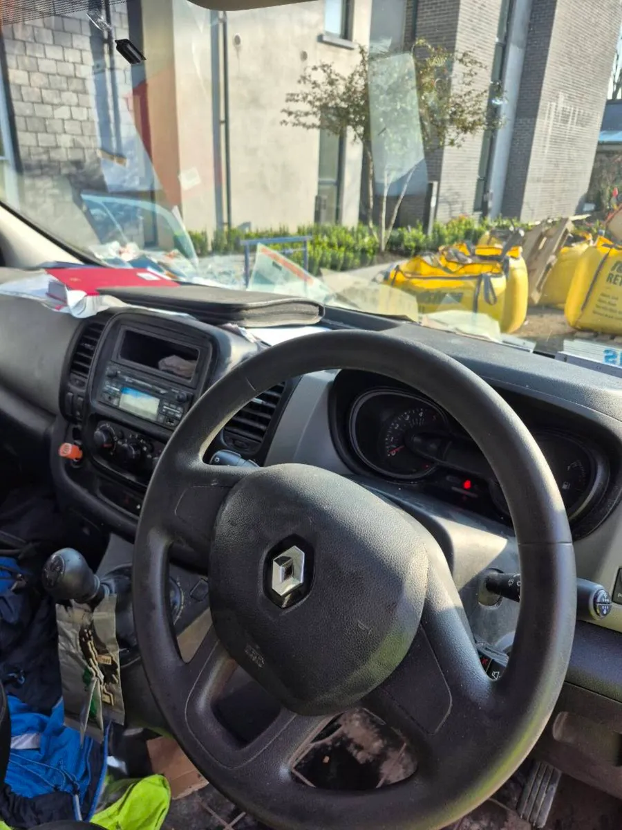 172 renault trafic - Image 2