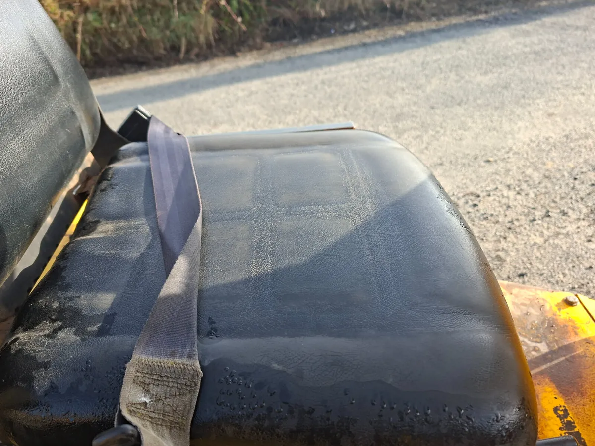 2019 NC 1 tonne high tip dumper - Image 4