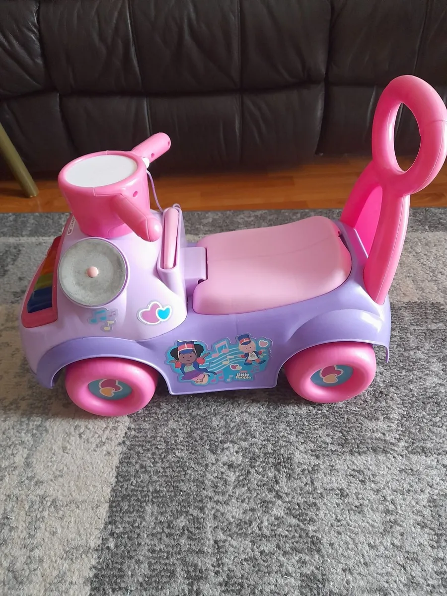 Little People ride on car - Image 4