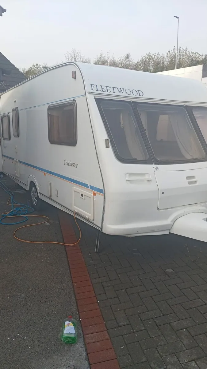 2006 5/6 berth Full size awning - Image 3
