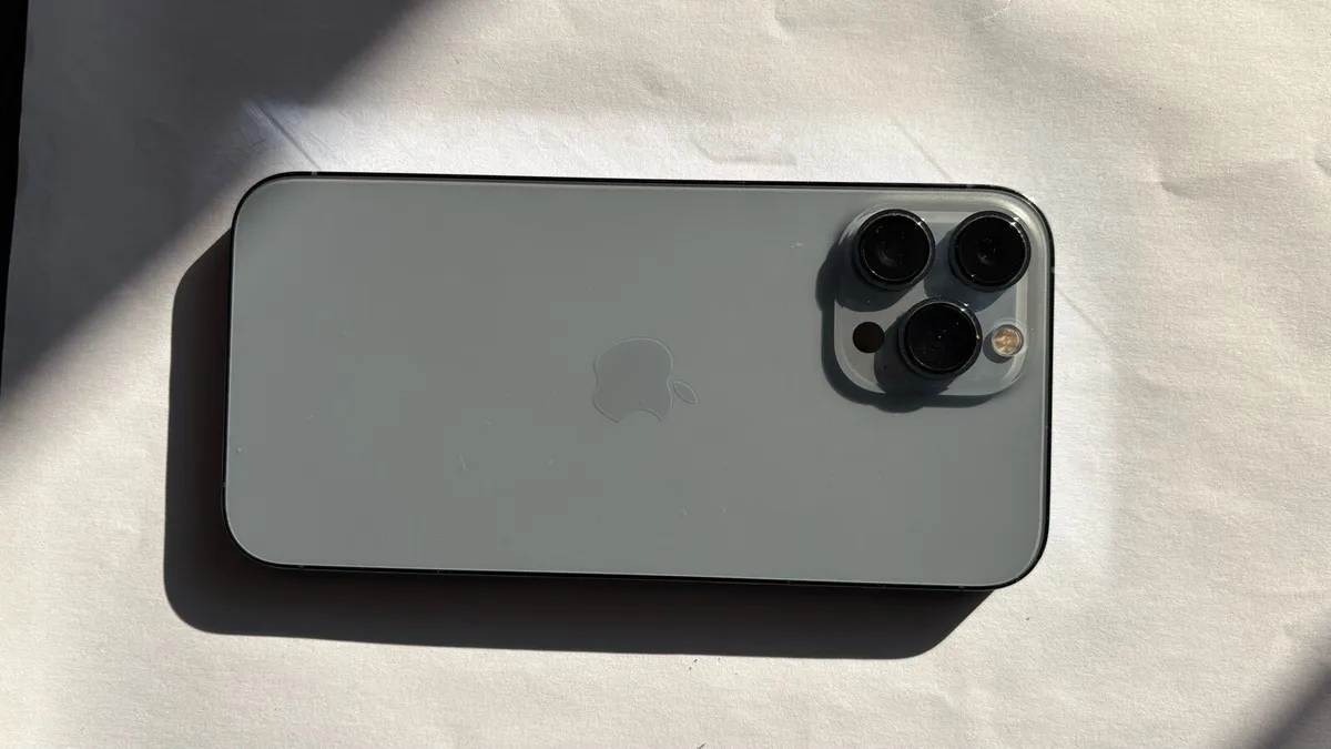 iPhone 13 Pro Max 128GB - Image 1