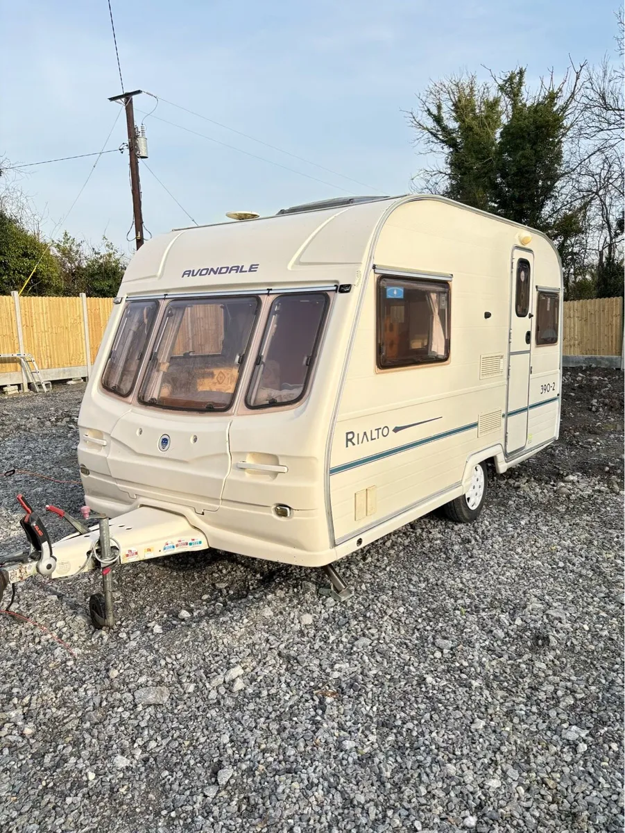 LIKE BRAND NEW AVONDALE RIALTO - Image 1