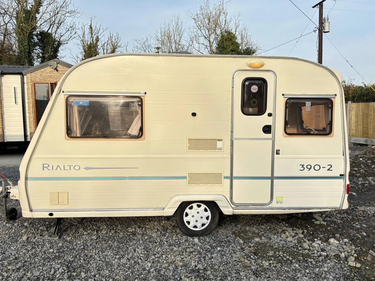 LIKE BRAND NEW AVONDALE RIALTO - Image 2