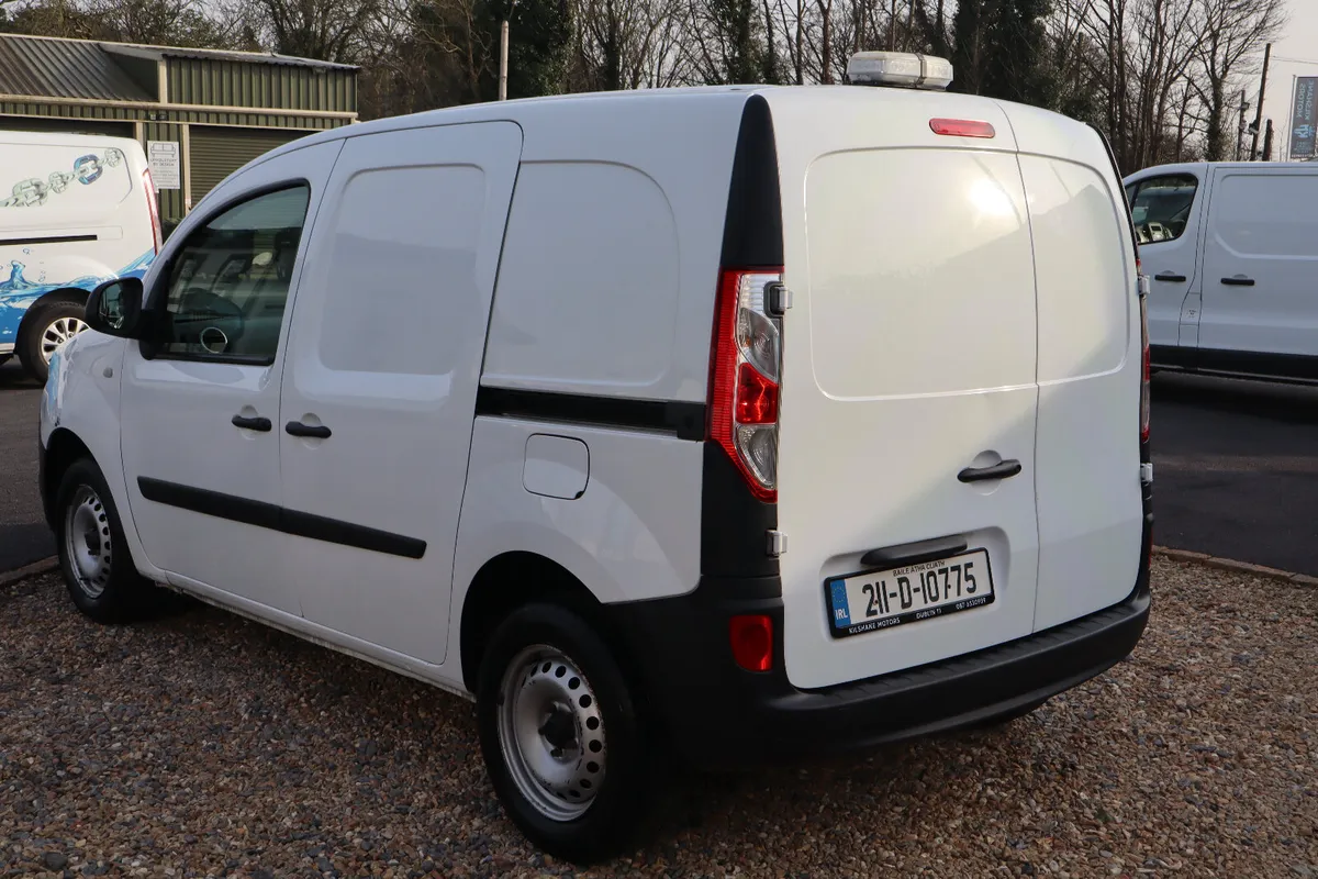 2021 RENAULT KANGOO - Image 3