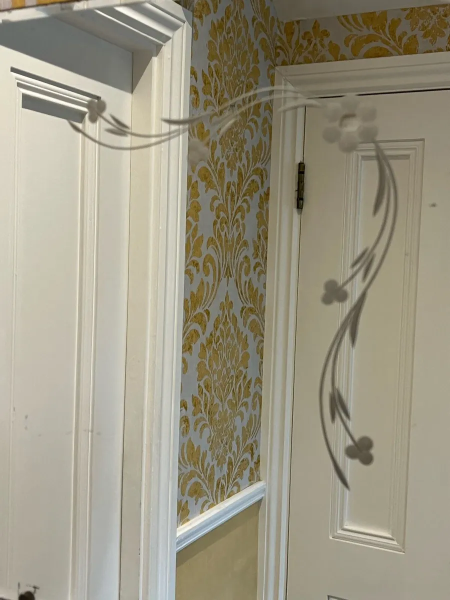 Antique Bevelled Mirror - Image 3