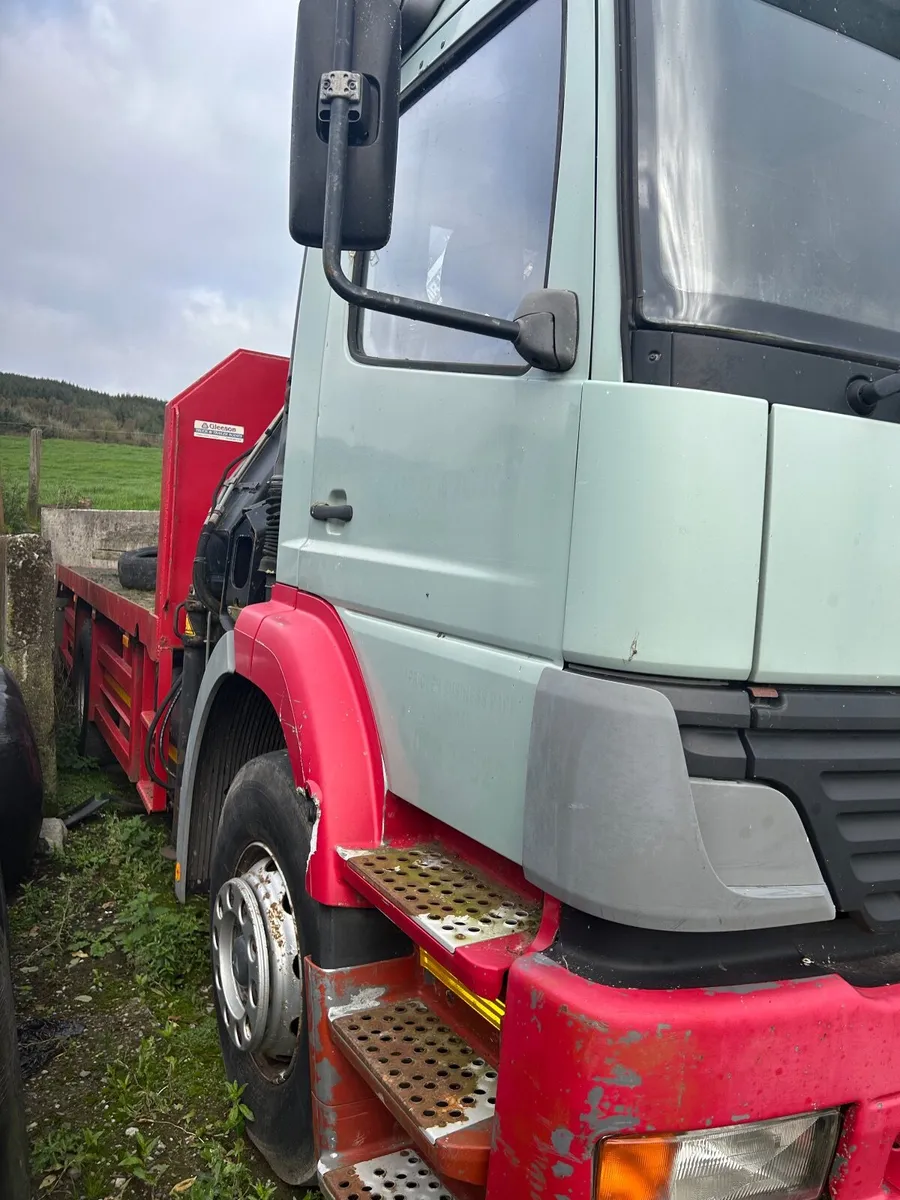 Mercedes-Benz Other 2004 - Image 2