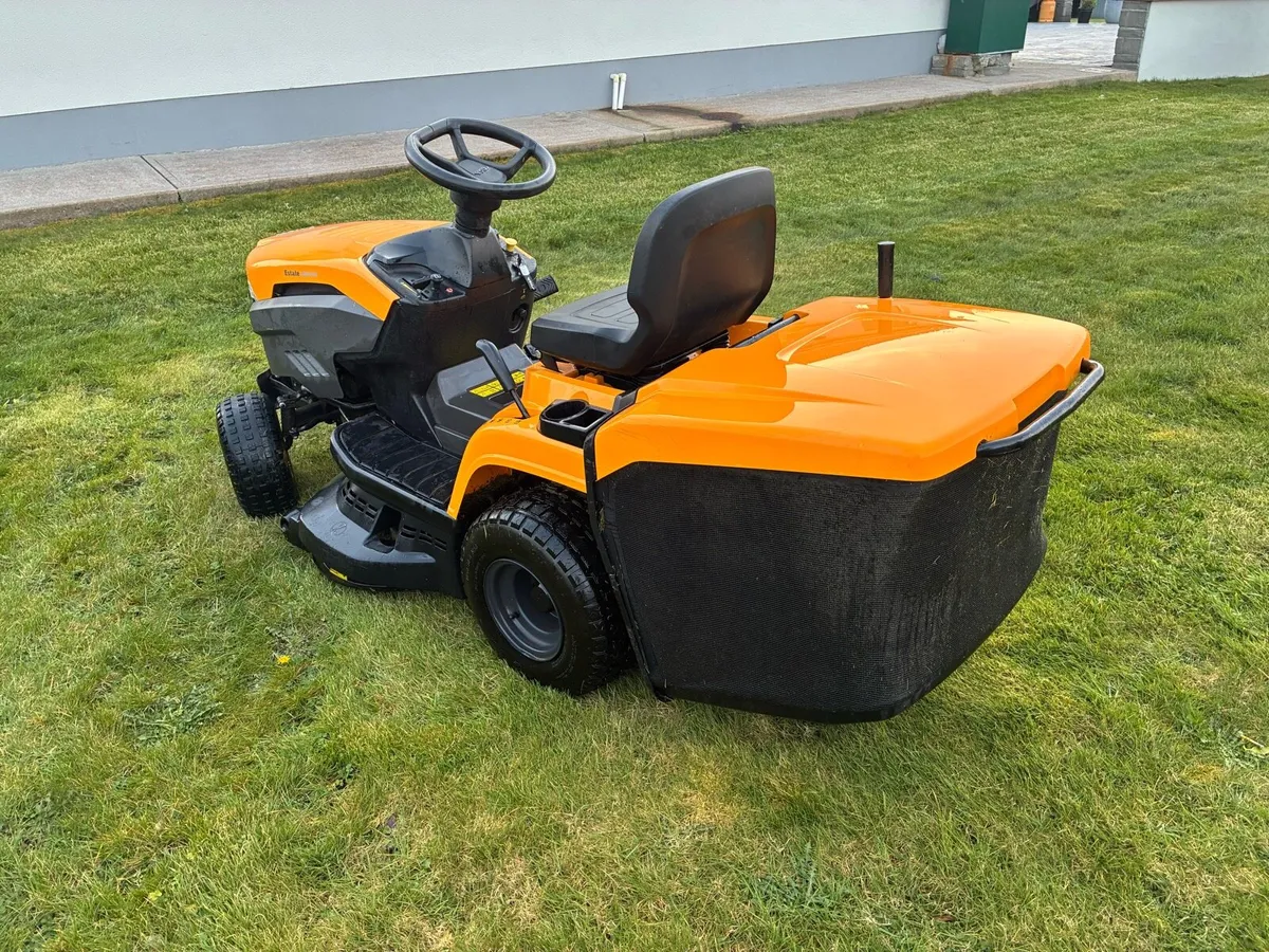 Ride on Lawnmower - Image 4