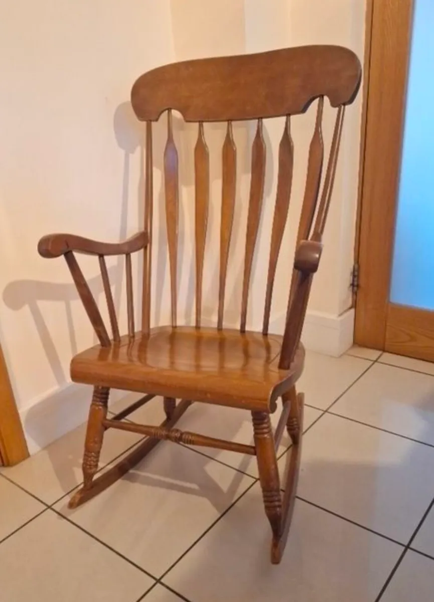 Rocking chair - Image 1
