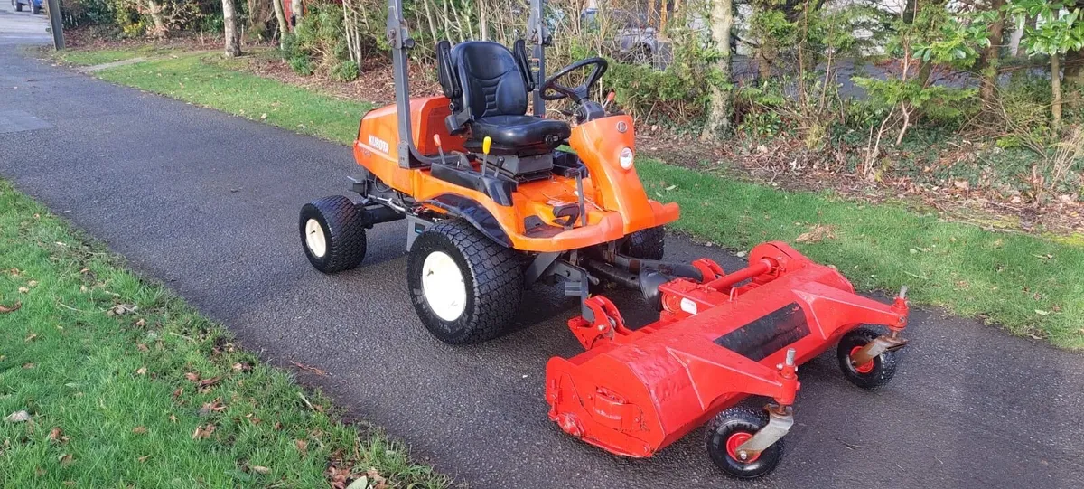 Kubota ZD21 zero turn - Image 3