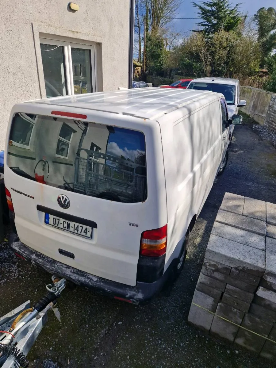 VW TRANSPORTER T5 - Image 3