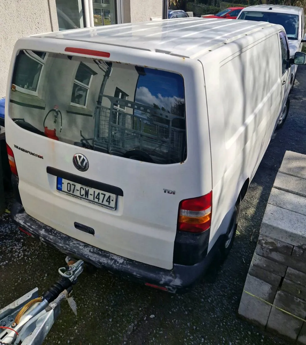 VW TRANSPORTER T5 - Image 4
