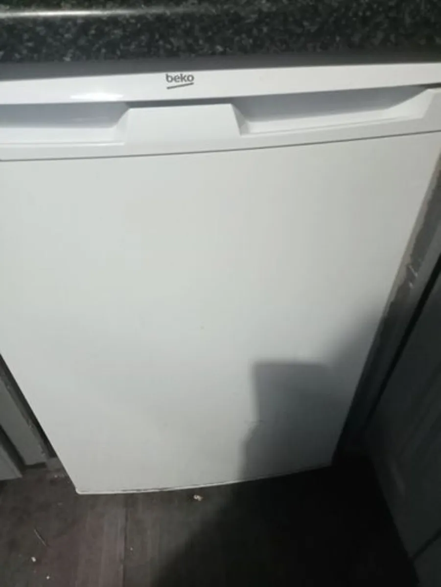 BEKO FRIDGE UNDERCOUNTER PWO - Image 1