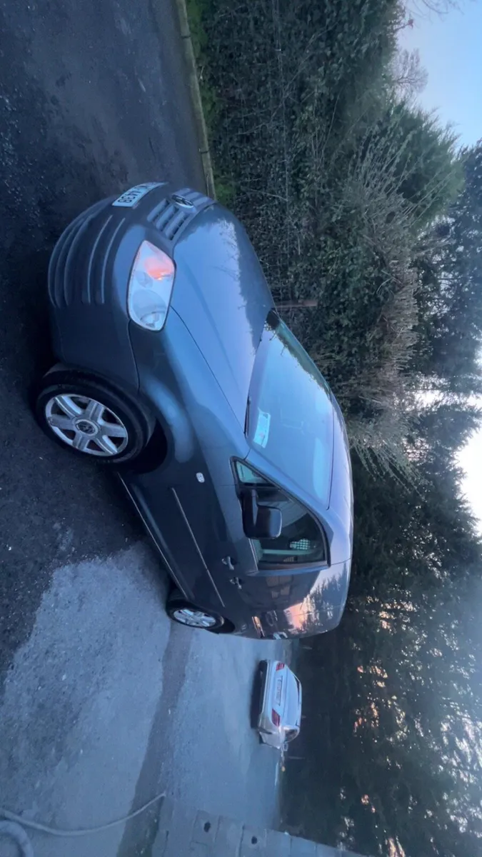 Volkswagen caddy 1.9 TDI - Image 2