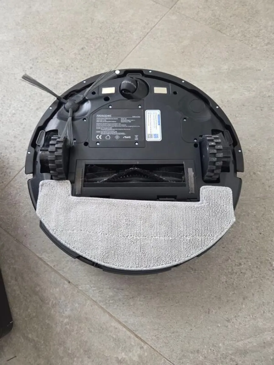 Pro-Scenic Q8 robot vacuum - Image 2
