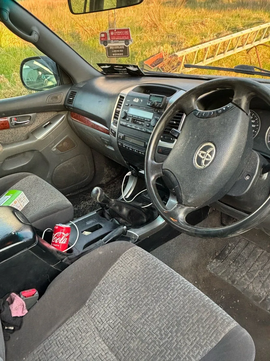 5 seat landcruiser - Image 3