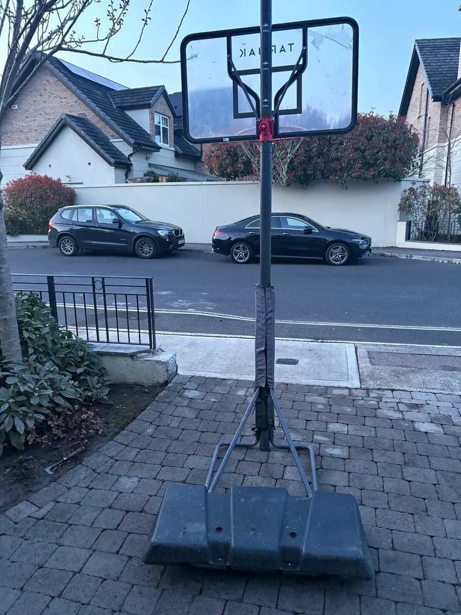 Basketball Hoop - Image 1