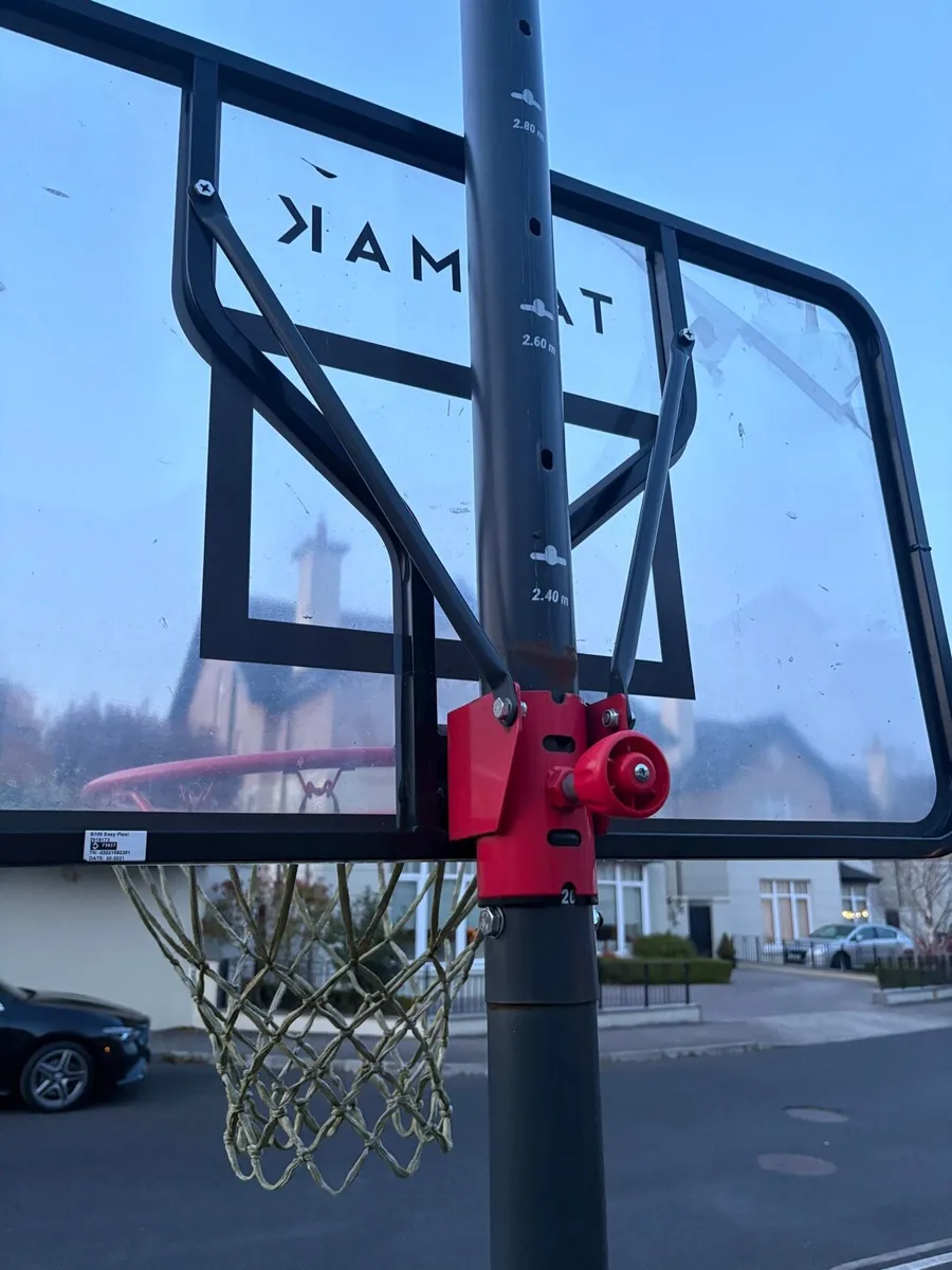 Basketball Hoop - Image 3