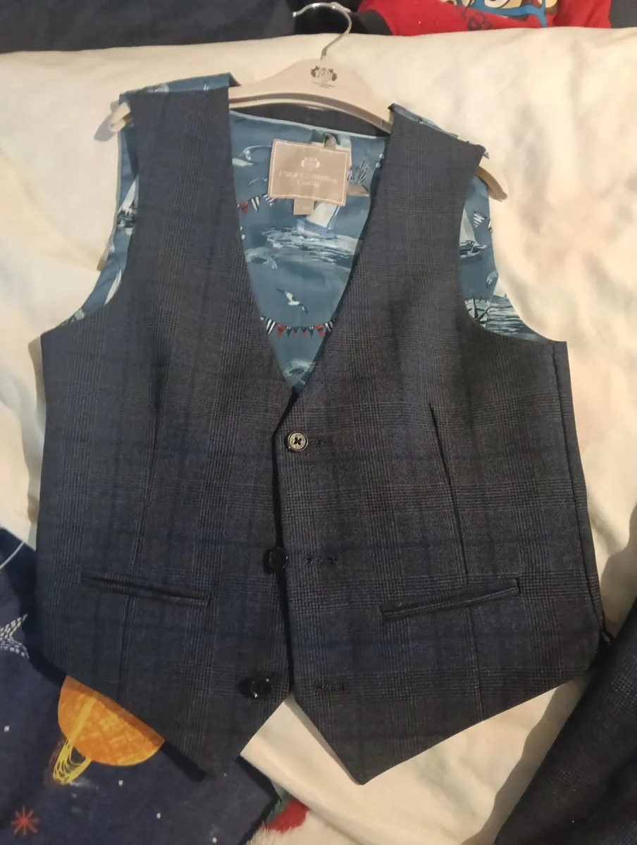 Boys First Holy Communion Suit - Image 4