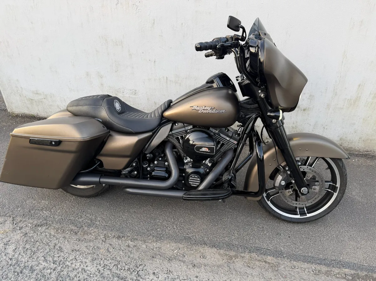 Harley Davidson Street Glide - Screaming Eagle - Image 3