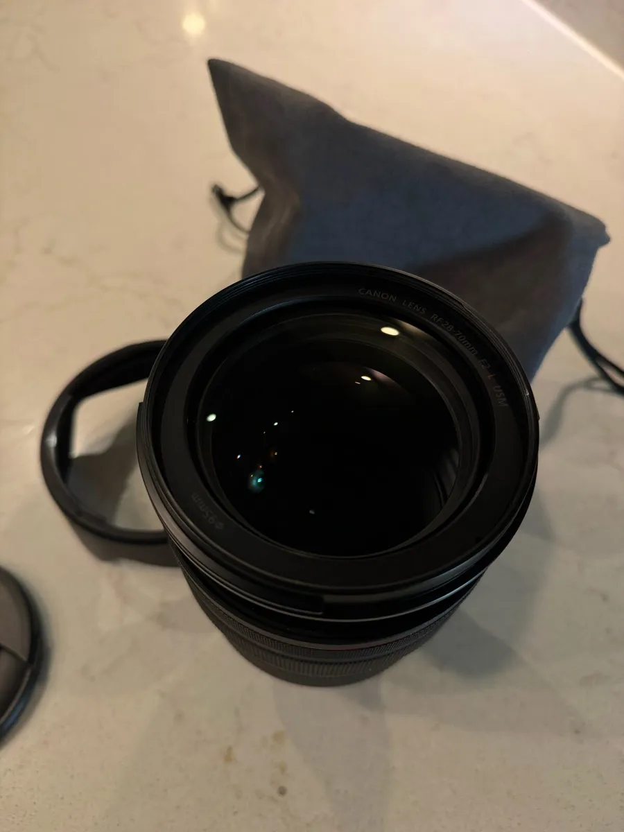 canon rf 28 - 70mm f2 lens like new - Image 1