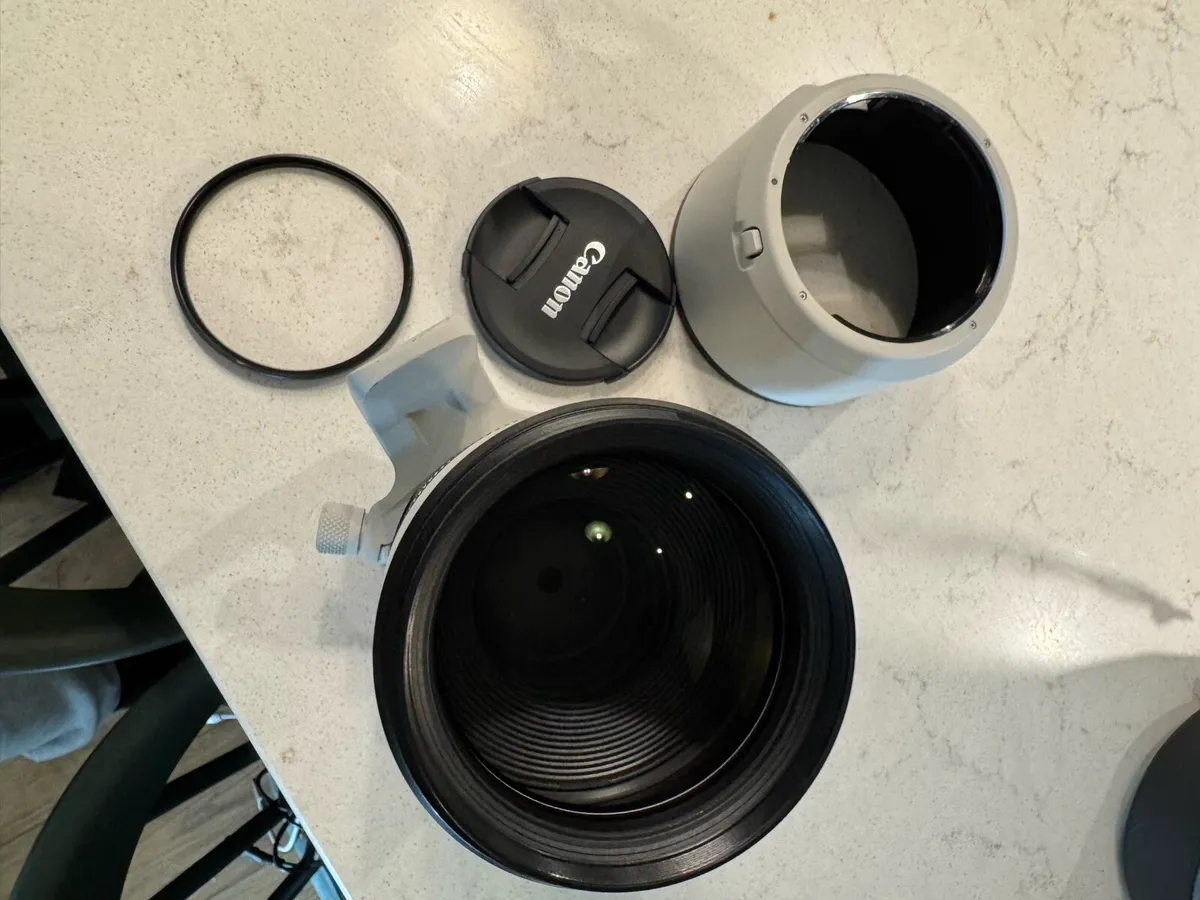canon rf 70 - 200mm f2.8 lens like new - Image 3